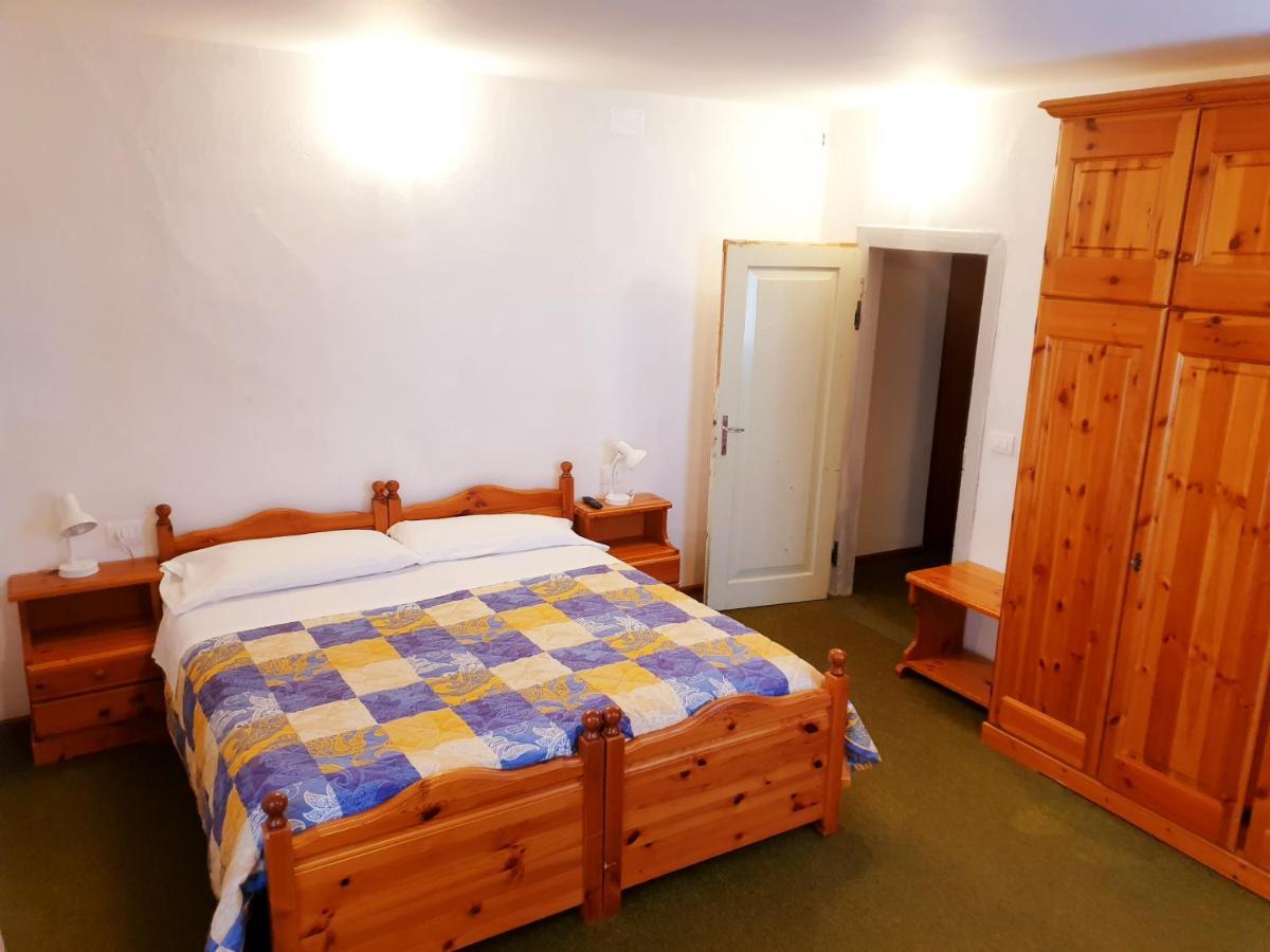 Albergo Trieste Lorenzago Di Cadore Exterior photo