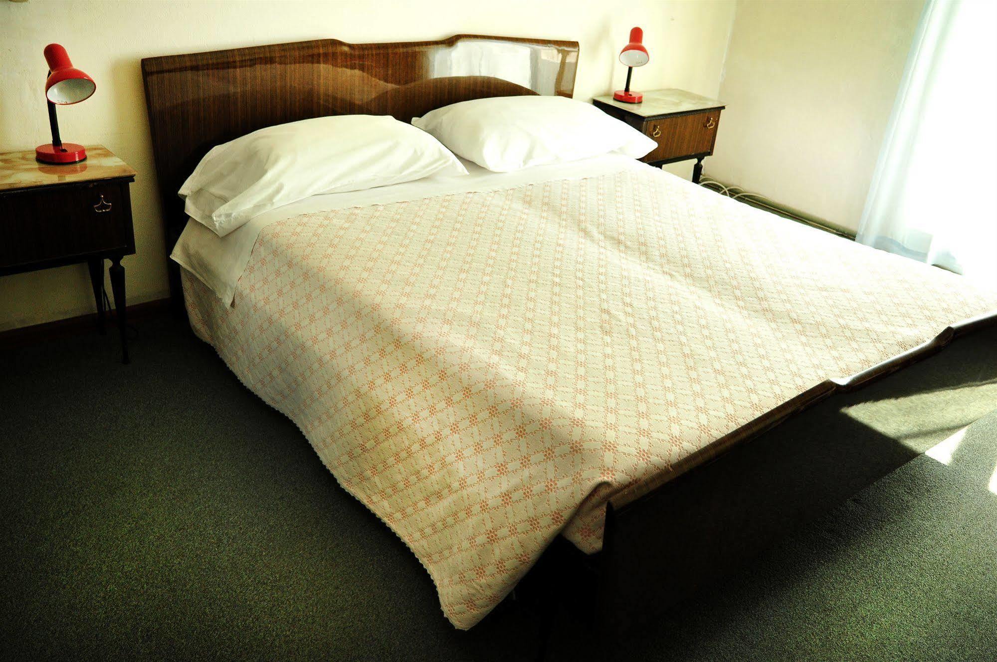 Albergo Trieste Lorenzago Di Cadore Exterior photo